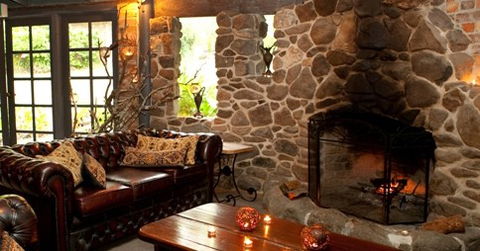 Cedar Creek Lodges At Thunderbird Park - Sunshine Coast Guide 2
