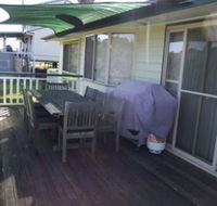 Hillcrest - Holiday Home - Sunshine Coast Guide