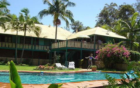 Riviera Bed And Breakfast - Sunshine Coast Guide 4