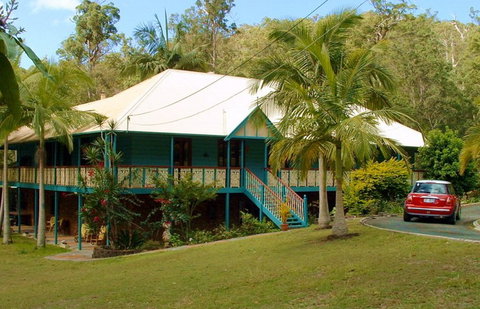Riviera Bed And Breakfast - Sunshine Coast Guide 5
