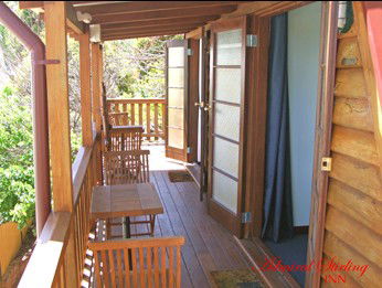 Admiral Stirling Inn - Sunshine Coast Guide 3