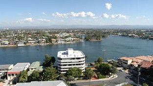 Emerald Apartments - Sunshine Coast Guide 2