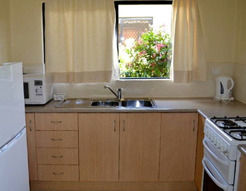 Atherton Holiday Park - Sunshine Coast Guide 2