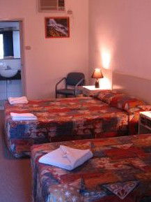 Archer Park Motel - Sunshine Coast Guide 2