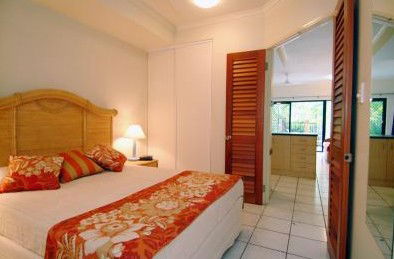 Comfort Suites Trinity Beach Club - Sunshine Coast Guide 1