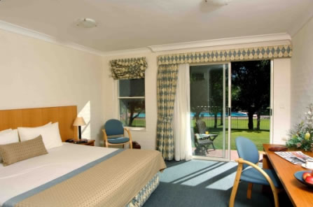 Australis Retreat At Wisemans - Sunshine Coast Guide 5