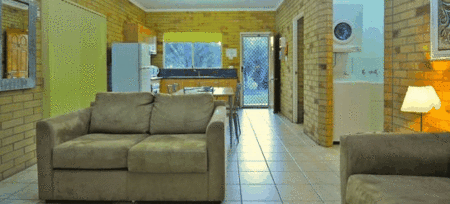 Agnes Palms Beachside Apartments - Sunshine Coast Guide 1