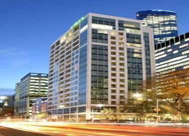 Clarion Suites Gateway - Sunshine Coast Guide 2