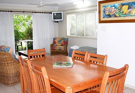 Cairns Queenslander - Sunshine Coast Guide 2
