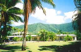 Clifton Palms - Sunshine Coast Guide 1
