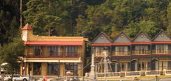 Strahan Village - Sunshine Coast Guide