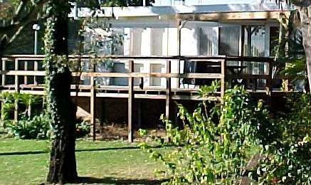 Lakeview Cottage - Sunshine Coast Guide 1