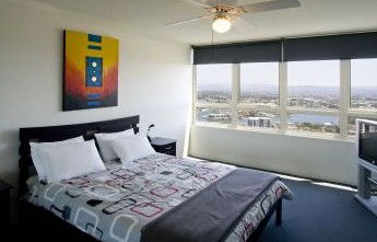 Condor Ocean View Apartments - Sunshine Coast Guide 1