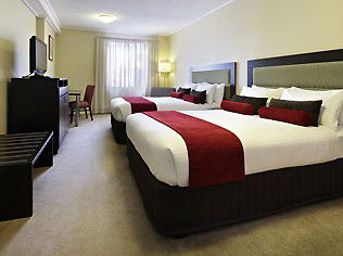 The Swanston Hotel Melbourne, Grand Mercure - Sunshine Coast Guide 4