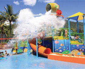 Cairns Coconut Holiday Resort - Sunshine Coast Guide 3