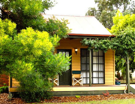 Mountain View Motor Inn And Holiday Lodges - Sunshine Coast Guide 0