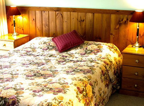 Mountain View Motor Inn And Holiday Lodges - Sunshine Coast Guide 1