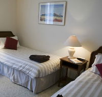 Hillsview Tourist Apartments - Sunshine Coast Guide