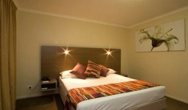 Airlie Beach Hotel - Sunshine Coast Guide 3