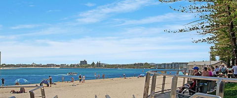 Cerulean Apartments - Sunshine Coast Guide 12