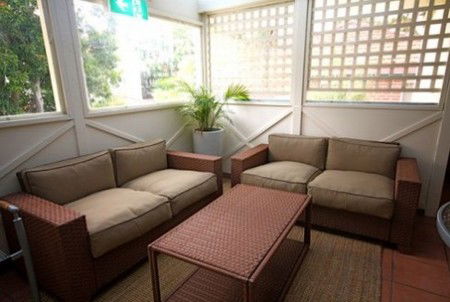Cremorne Point Manor - Sunshine Coast Guide 0