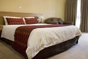 Comfort Inn Campbell - Sunshine Coast Guide 0