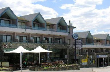 Banjo Paterson Inn - Sunshine Coast Guide 0