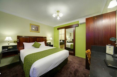 Comfort Inn And Suites Georgian Albury - Sunshine Coast Guide 3