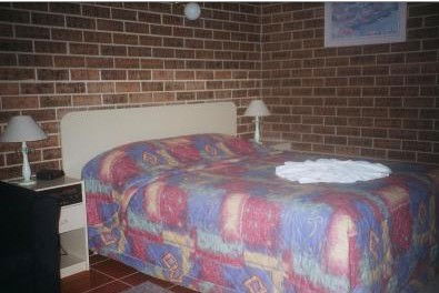 Buccaneer Motel - Sunshine Coast Guide 3