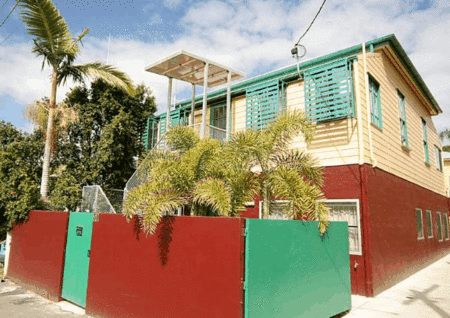 Balhouse Apartments - Sunshine Coast Guide
