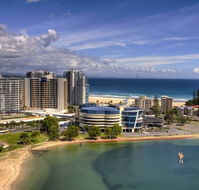 Outrigger Twin Towns Resort - Sunshine Coast Guide