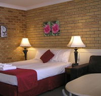 Blue Violet Motor Inn - Sunshine Coast Guide
