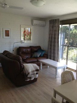 Aquarius Holiday Apartments - Sunshine Coast Guide 3