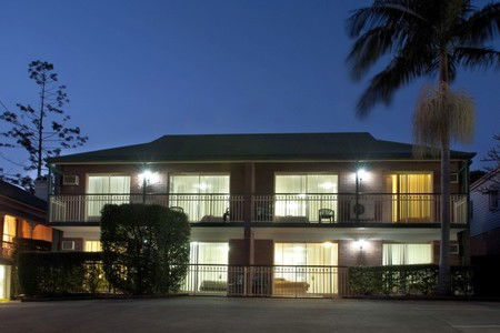 Aabon Holiday Apartments & Motel - Sunshine Coast Guide 2