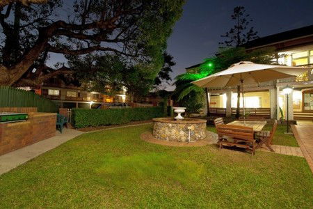 Aabon Holiday Apartments & Motel - Sunshine Coast Guide 3