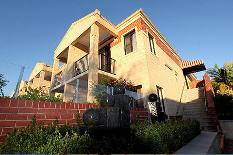 Country Comfort Inter City Perth Hotel & Apartments - Sunshine Coast Guide 3