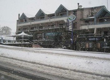 Banjo Paterson Inn - Sunshine Coast Guide 5