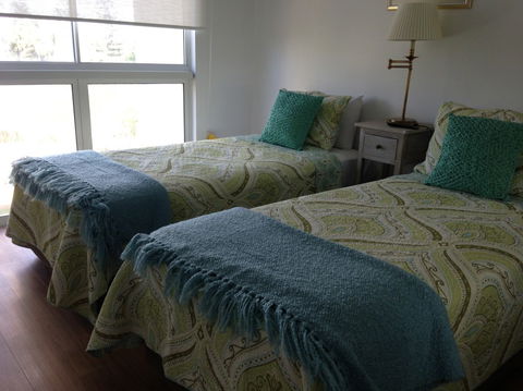 Crest Apartments - Sunshine Coast Guide 5