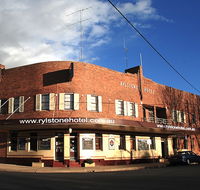 Rylstone Hotel - Sunshine Coast Guide