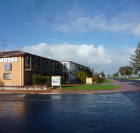 Lacepede Bay Motel And Restaurant - Sunshine Coast Guide