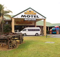 Sundowner Hotel - Sunshine Coast Guide