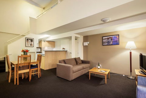 APX Apartments Parramatta - Sunshine Coast Guide 4