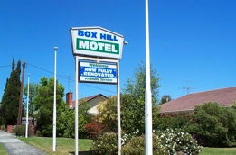 Box Hill Motel - Sunshine Coast Guide 0