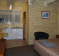 Coastal Comfort Motel - Sunshine Coast Guide