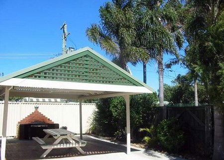 Sussex Inlet Motel - Sunshine Coast Guide 2
