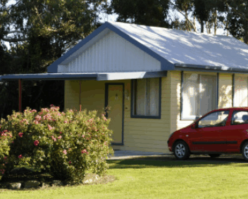 Sharonlee Strahan Villas - Sunshine Coast Guide