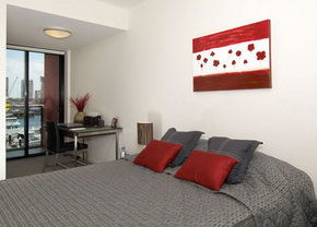 Apartments @ Docklands - Sunshine Coast Guide 3