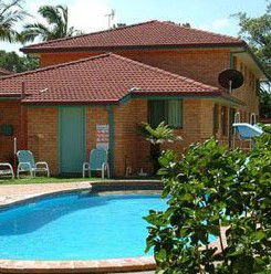 Calypso Apartments - Sunshine Coast Guide 1