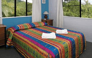 Castaways Trinity Beach - Sunshine Coast Guide 0