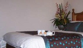 Best Western Ambassador Motor Inn - Sunshine Coast Guide 0